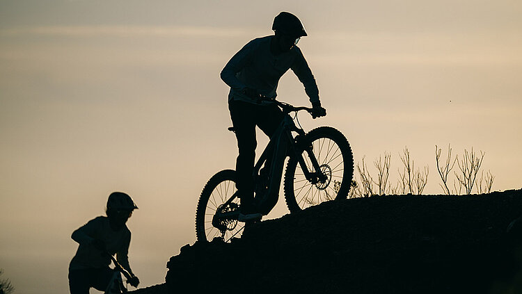 Mountain bikers in the evening sun