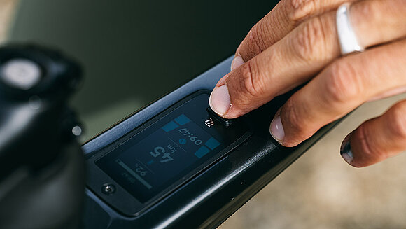 Detailed view of the TQ display in the bike