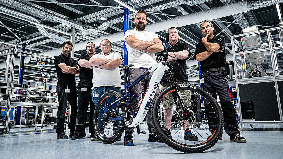 Produktionsteam präsentiert E-Bike mit TQ Antrieb