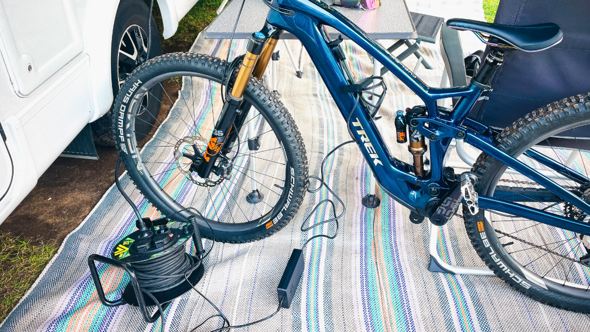 E-bike charges from the camper's socket